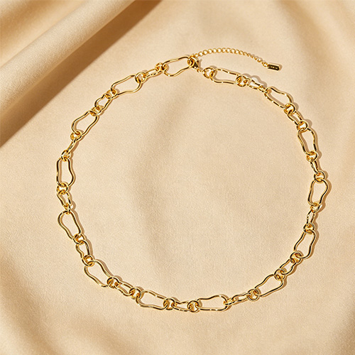 Necklaces a16