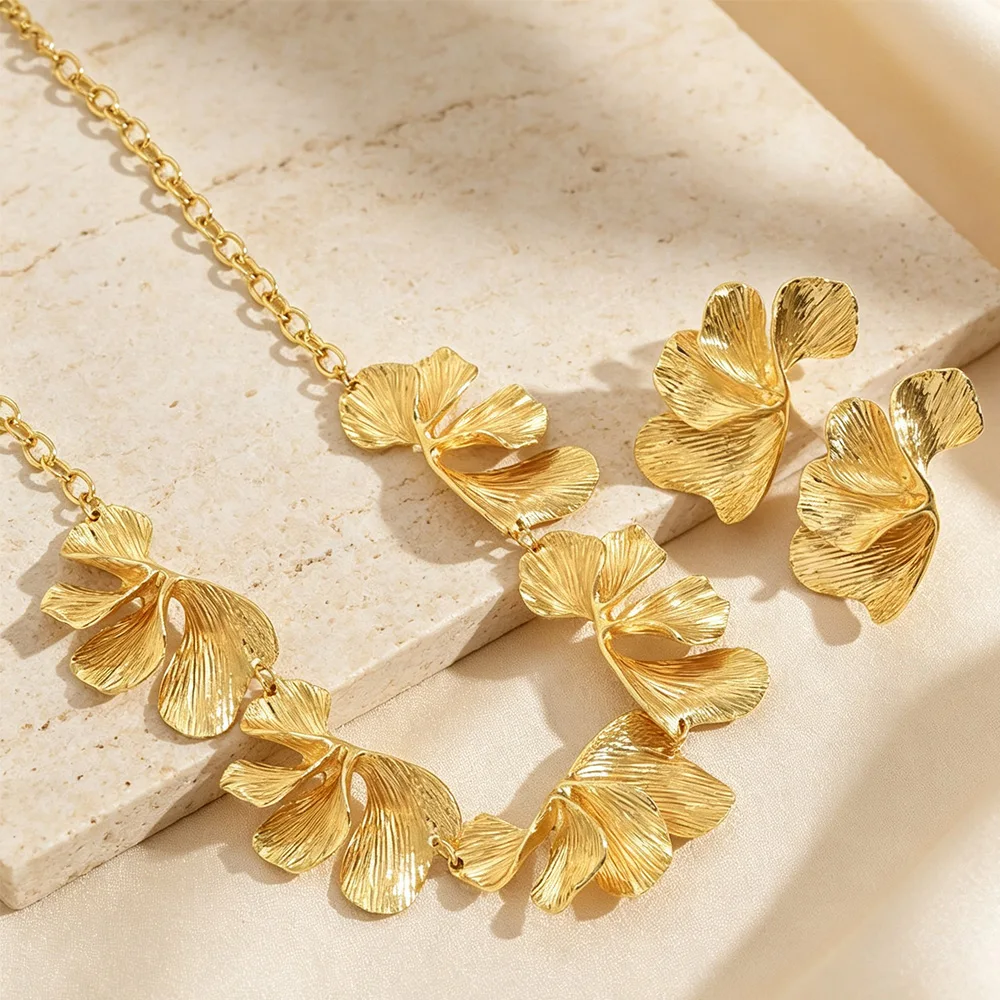 Alloy Textured Ginkgo Leaf Necklace Earring Se 3